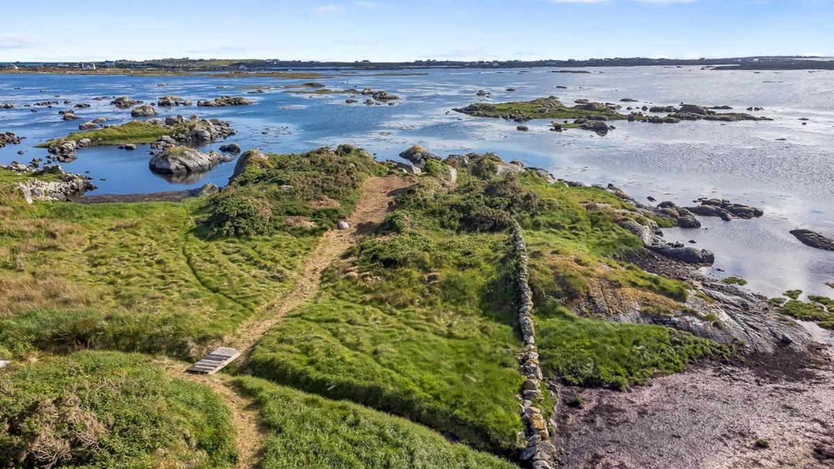 Vila Seaside Log Cabin, Carna Exteriér fotografie